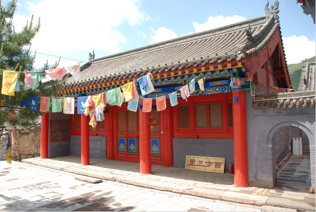 图片6灵境寺西配殿西方三圣殿 图片6灵境寺西配殿西方三圣殿