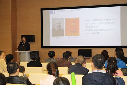 榕 图 大 讲 堂 3 榕 图 大 讲 堂 3.jpg