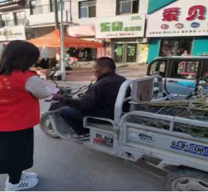 【莘县】王庄集镇开展医保宣传活动