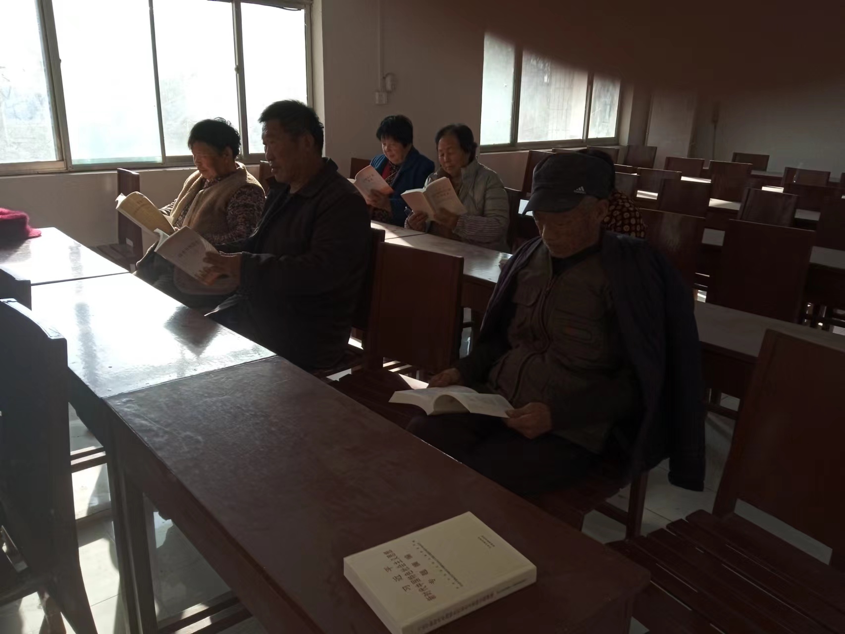 c90ec28fcad3a0a20d590c5cf142a17.jpg