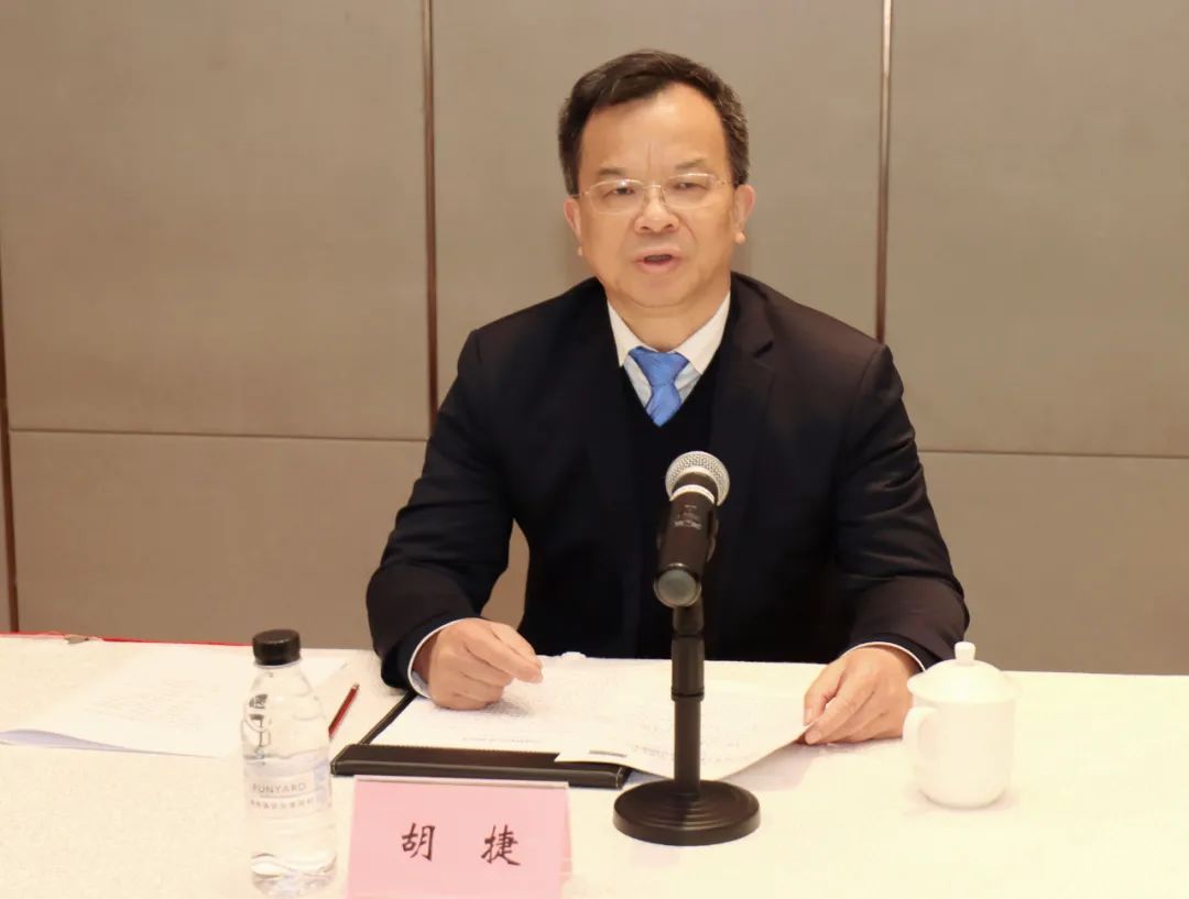 4 4.jpg?v=1765880050441