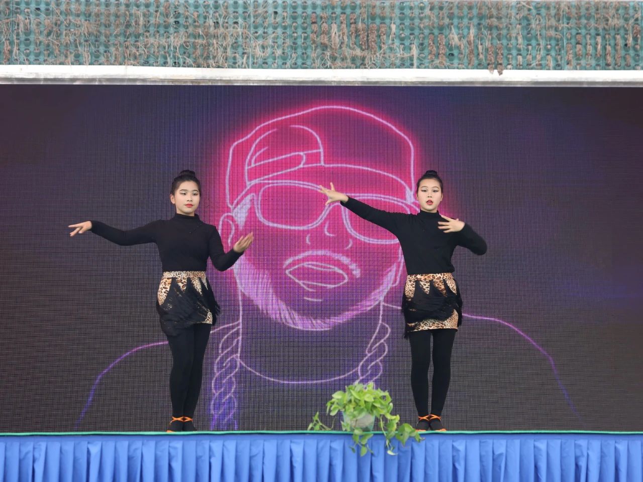 1a47471c6f836bcd06d963b1ee9149cc 1a47471c6f836bcd06d963b1ee9149cc.jpg