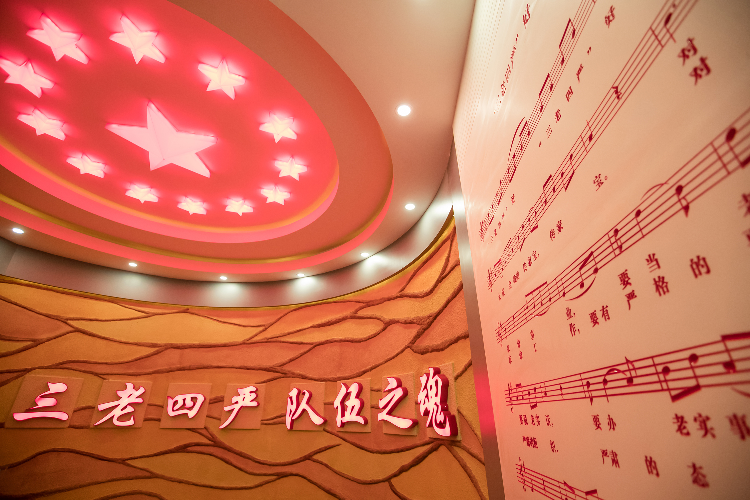 _V5I8372 _V5I8372.jpg