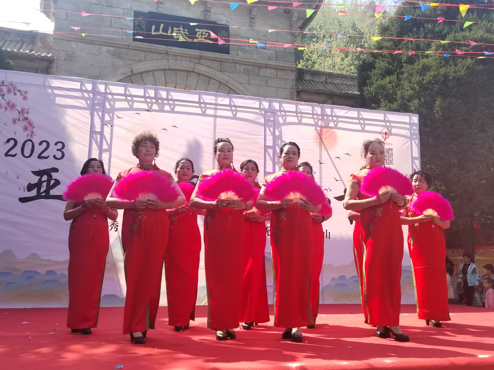 6f118dab0a23eb4561501e3eea2c0fd