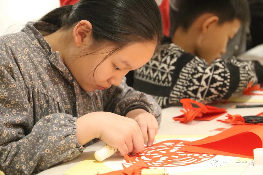 剪纸活动成功举办9
