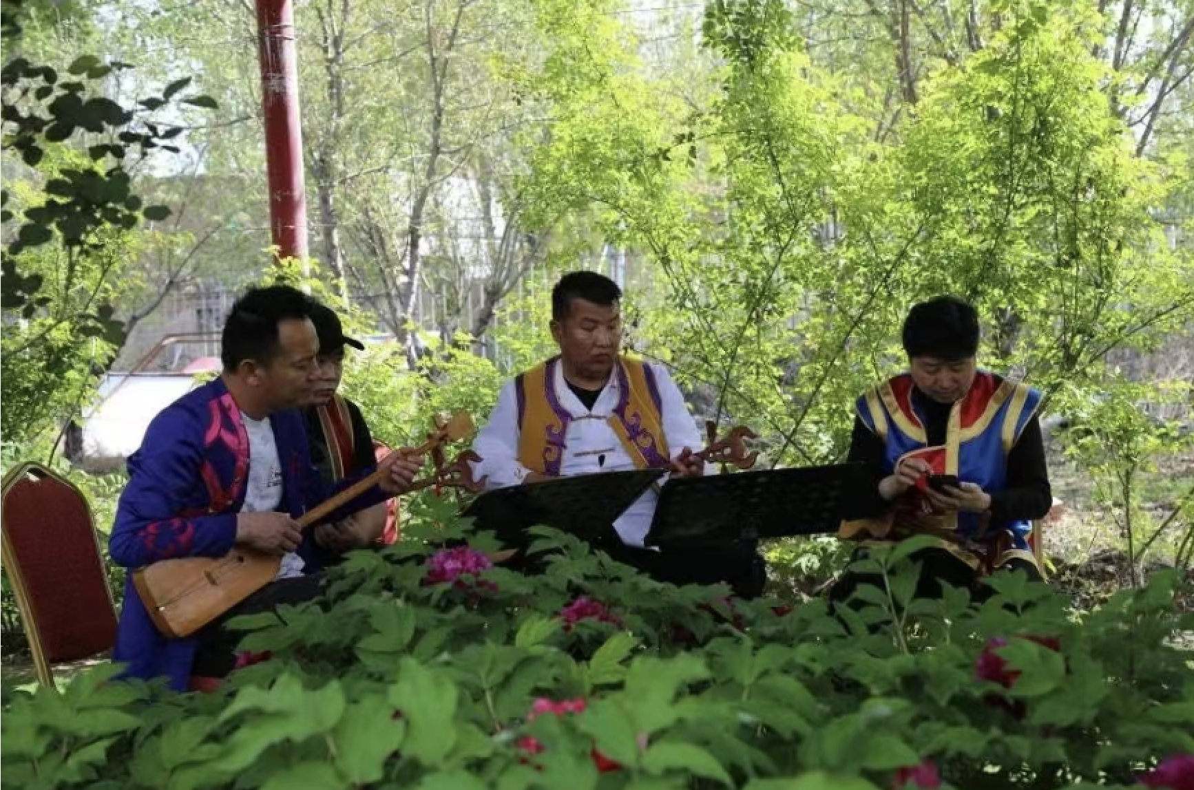 截屏2023-12-25 03.52.00