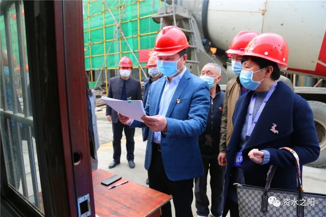 4 4.jpg?v=1765954040110