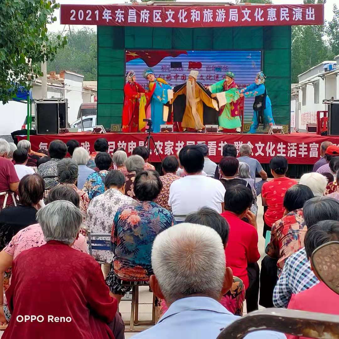 94122181a7501b9ea5d6939ffdafe33