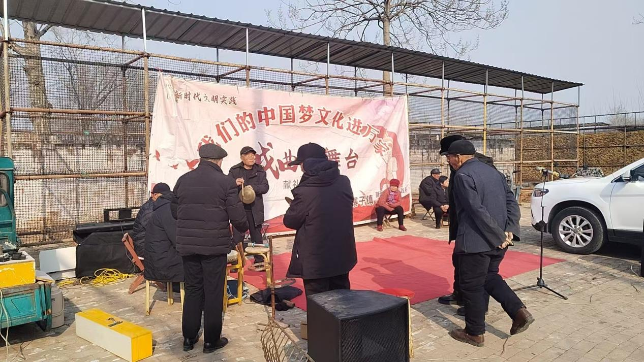 高唐县赵寨子镇东小村文化进万家一村一年一场戏