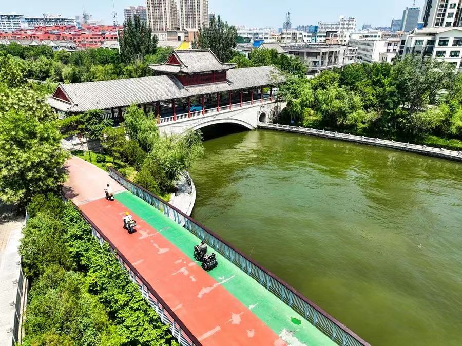 1051908477 1051908477.jpg