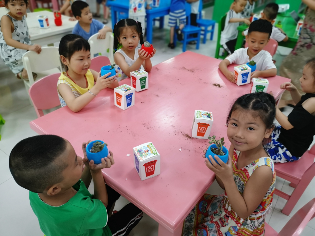 7月25日罗田县图书馆守护大美罗田争当环保卫士暑期阅读推广活动6 7月25日罗田县图书馆守护大美罗田争当环保卫士暑期阅读推广活动6.jpg?v=1766228852280