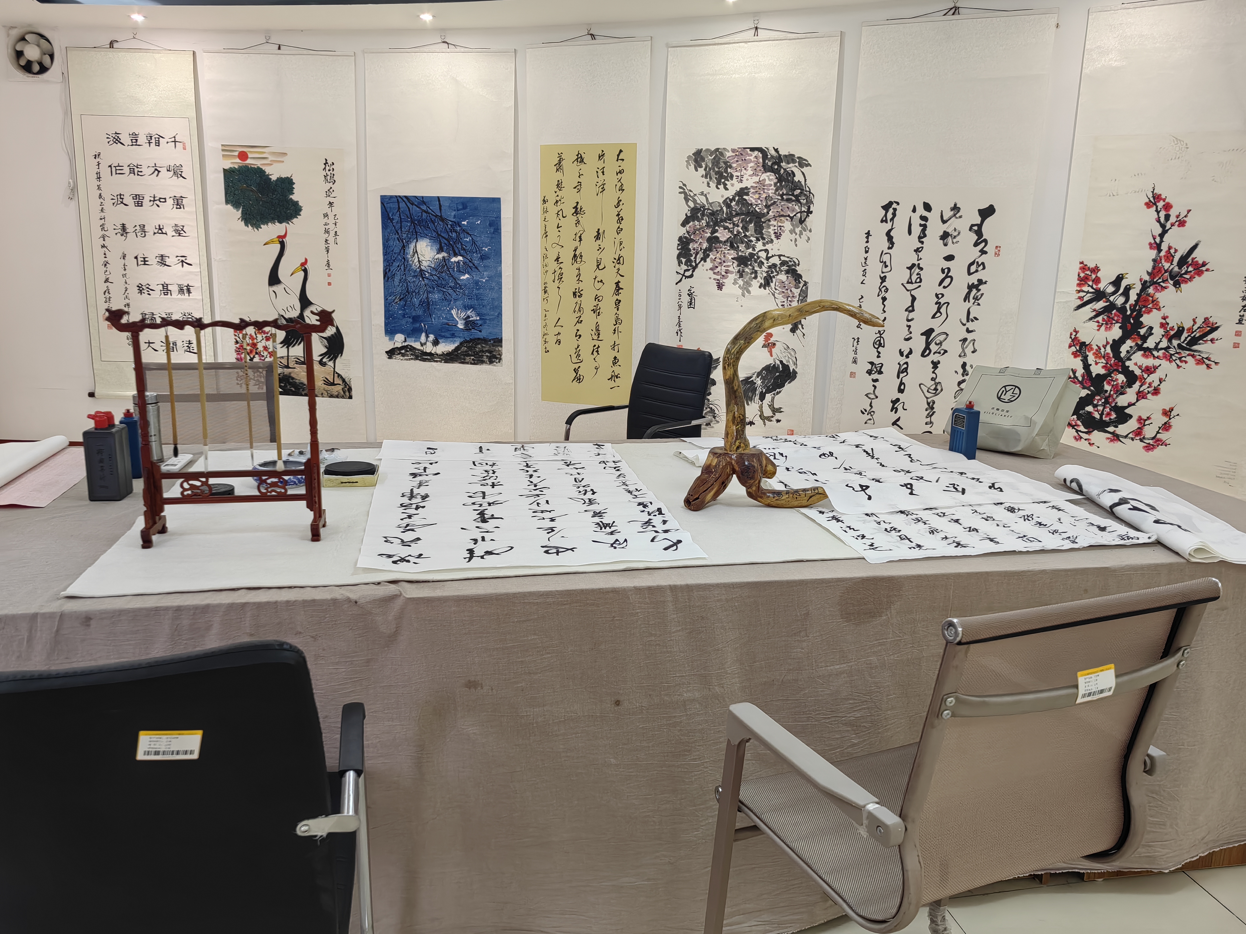 aacf95027c433e89cb8dfa791a14a27.jpg