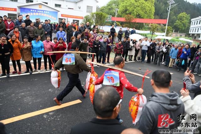 比赛中1 比赛中1.jpg