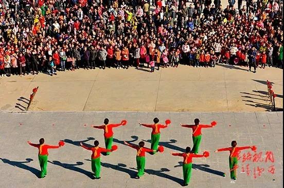 19《我们的节日》康辉