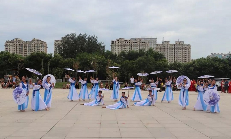 第三届“千人曼舞”3