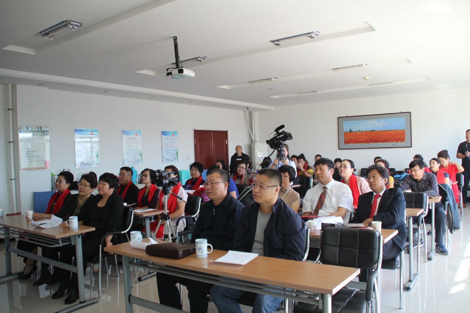 20170925103210_6fxfudsvja