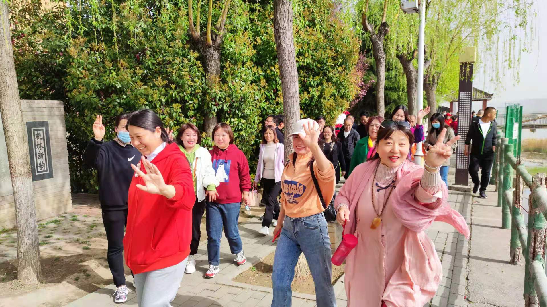 115ae5d24a9c4dd76e5f8ce7480cec6 115ae5d24a9c4dd76e5f8ce7480cec6.jpg