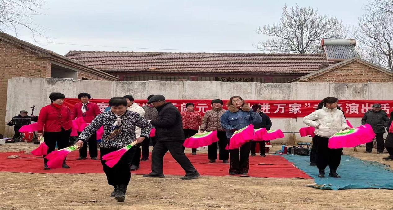 高唐县赵寨子镇康口村文化进万家一村一年一场戏