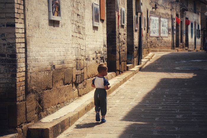 《夏日街头》3 梁晓娟 《夏日街头》3 梁晓娟.jpeg