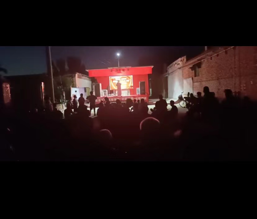 （度假区）度假区农村公益电影放映走进于集镇魏庄村