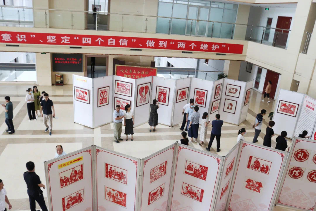 99064b9f1ee5f50add7d4599d0554b4