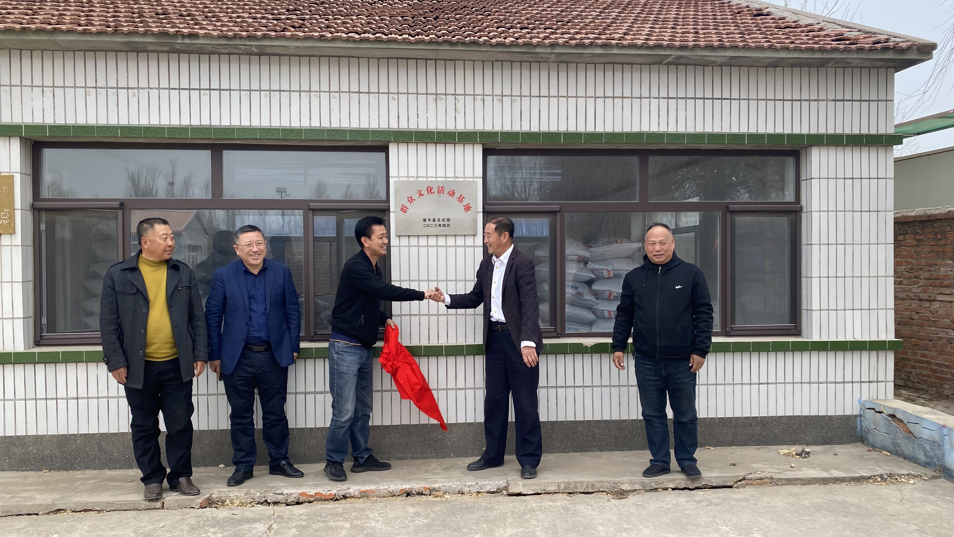 cb265ca862cfc3b4a4efa28bbc3e65b cb265ca862cfc3b4a4efa28bbc3e65b.jpg