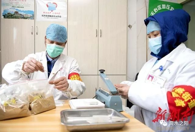 4 4.jpg?v=1765947570275