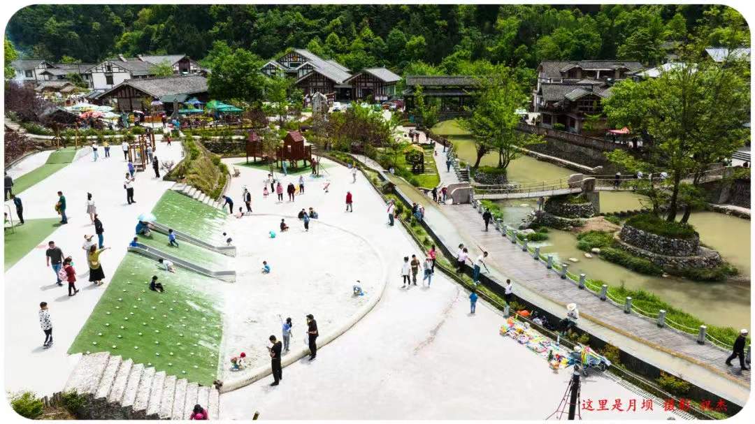 0edddecfdbecf7d0c4386a36c243eea 0edddecfdbecf7d0c4386a36c243eea.jpg?v=1762743078123