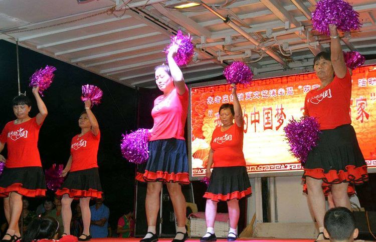 f975dcb755c6c4ae583e45e9b630444c