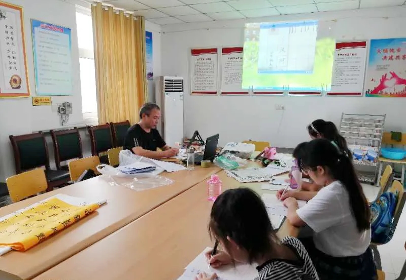 640.webp (1) 640.webp (1).jpg