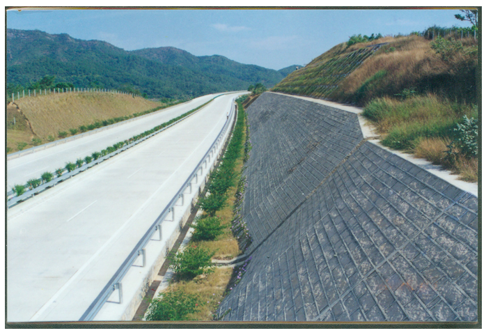 高速公路路基工程专项安全施工方案-学路网-学习路上 有我相伴