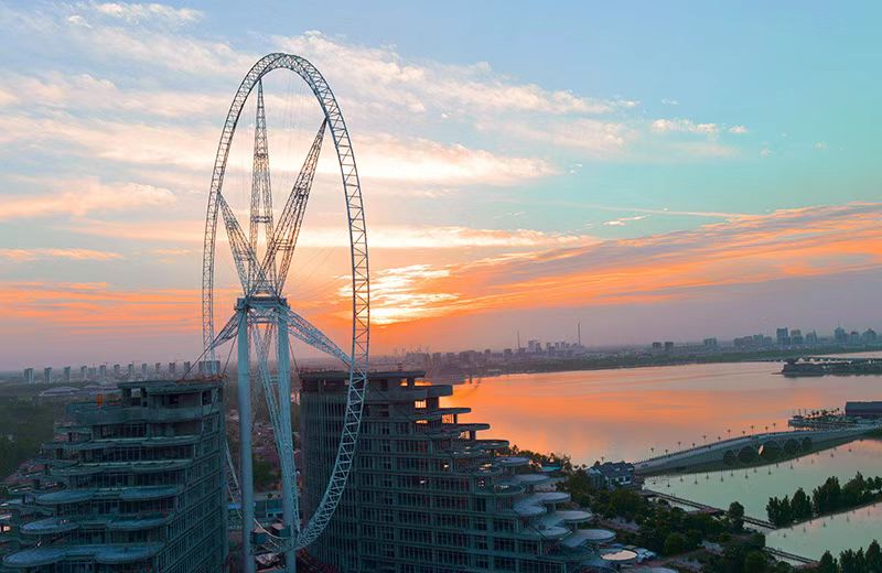 647048557 647048557.jpg