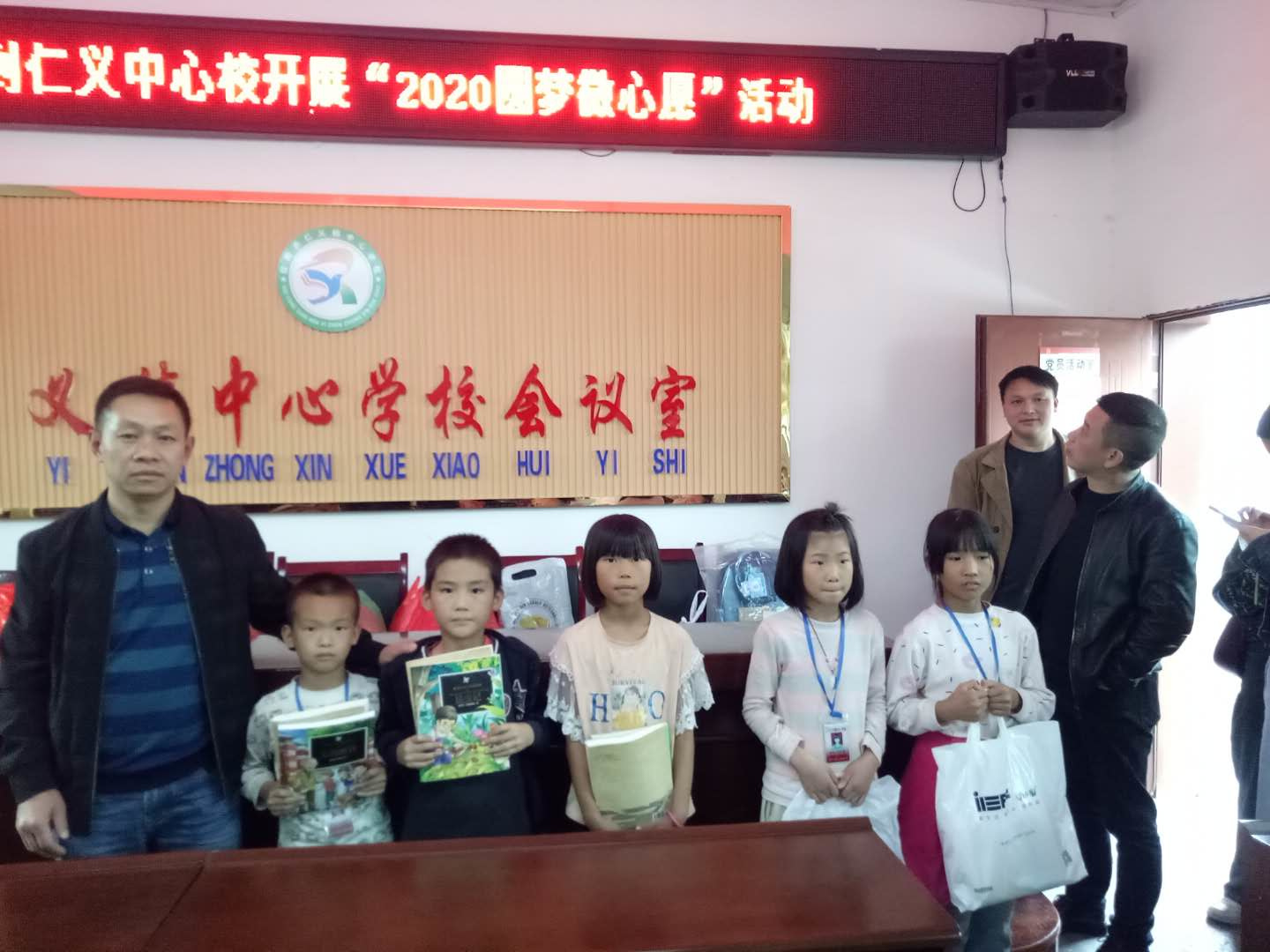 89c26763ecb4186ade22a13b2769320 89c26763ecb4186ade22a13b2769320.jpg