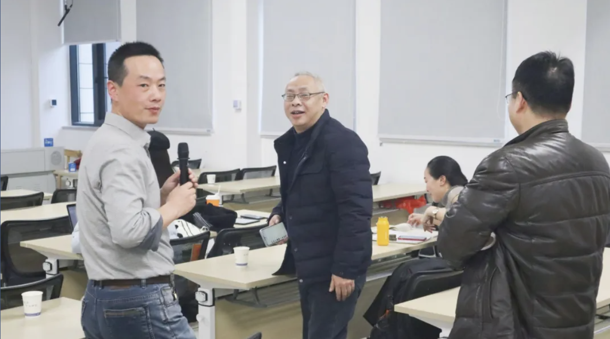 ??2025-01-09 22.24.10.png