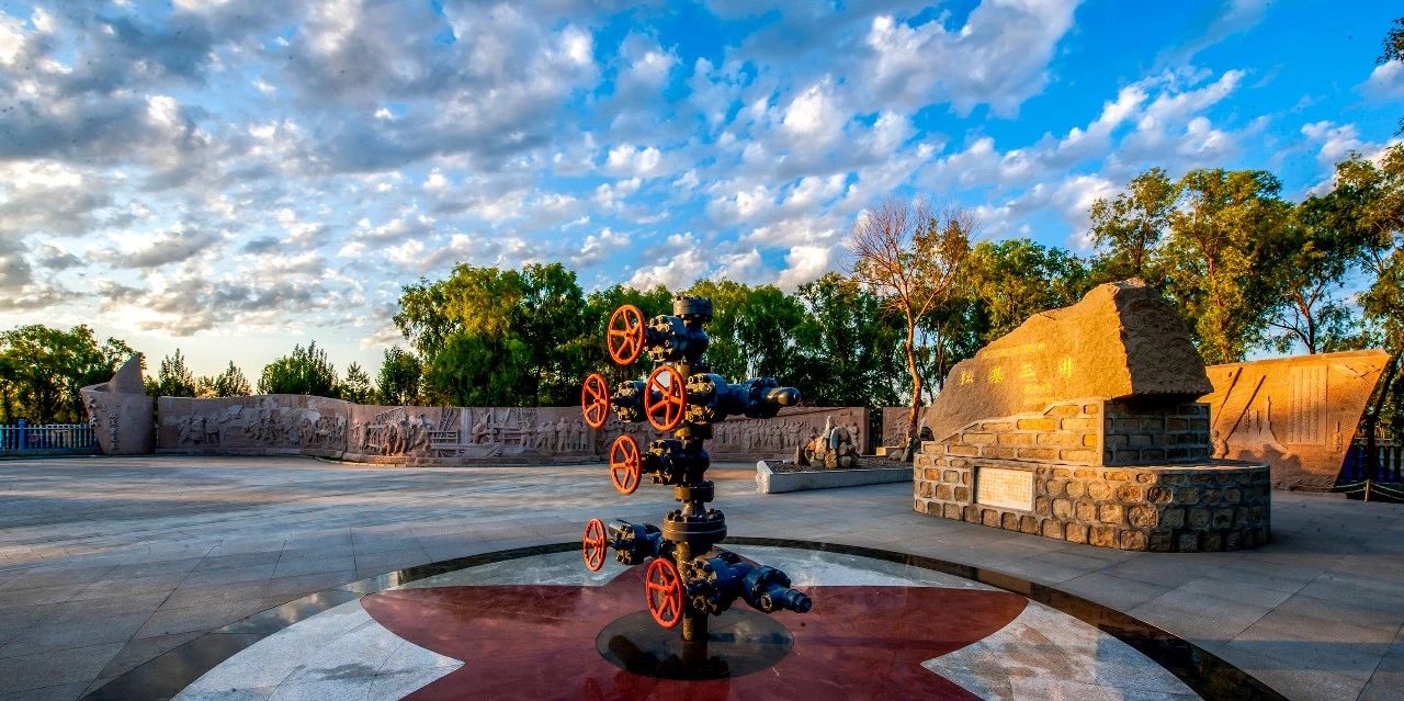 d4324b32e3c415f766a1a8dd6ec839c1 d4324b32e3c415f766a1a8dd6ec839c1.jpg