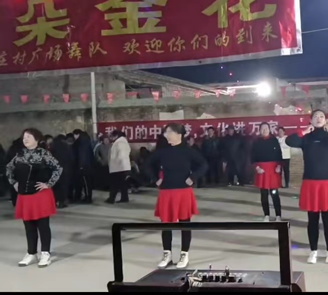 【莘县】十八里铺镇开展我们的中国梦 文化进万家志愿者演出