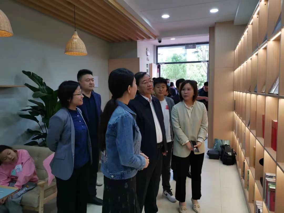 1923088783 1923088783.jpg