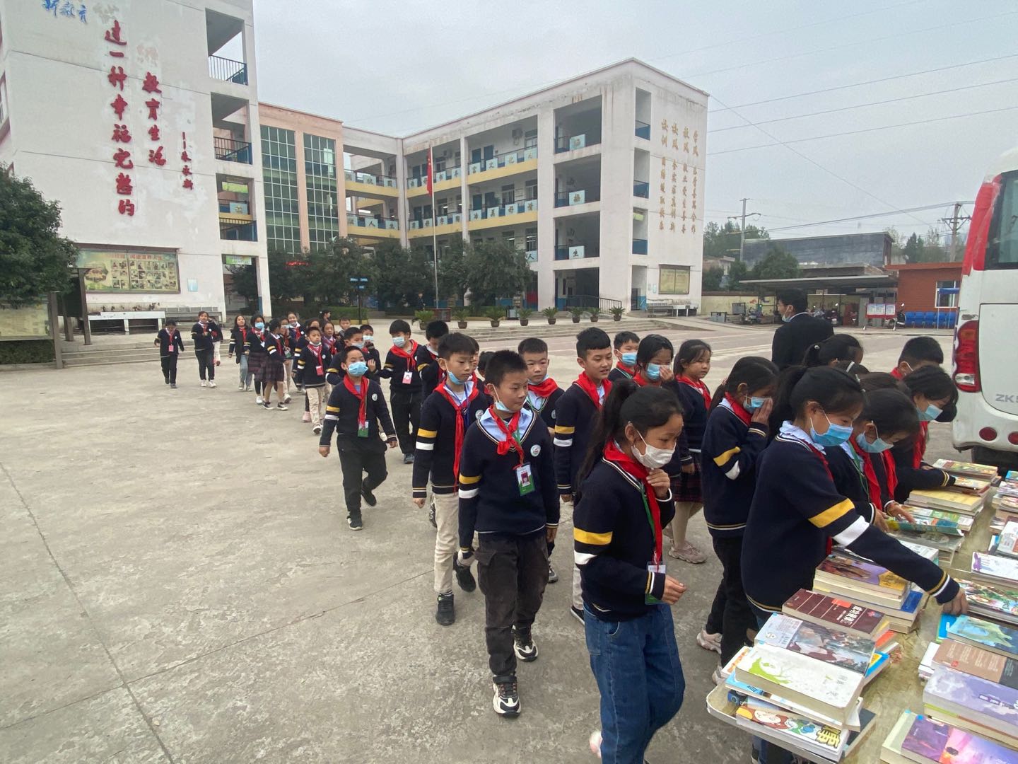 190ddbaf89dcdd12f66f6f6f293eb93