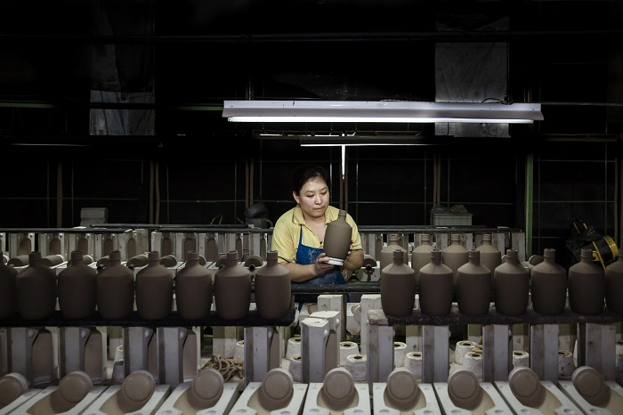 陶瓷工人1梁茂梓