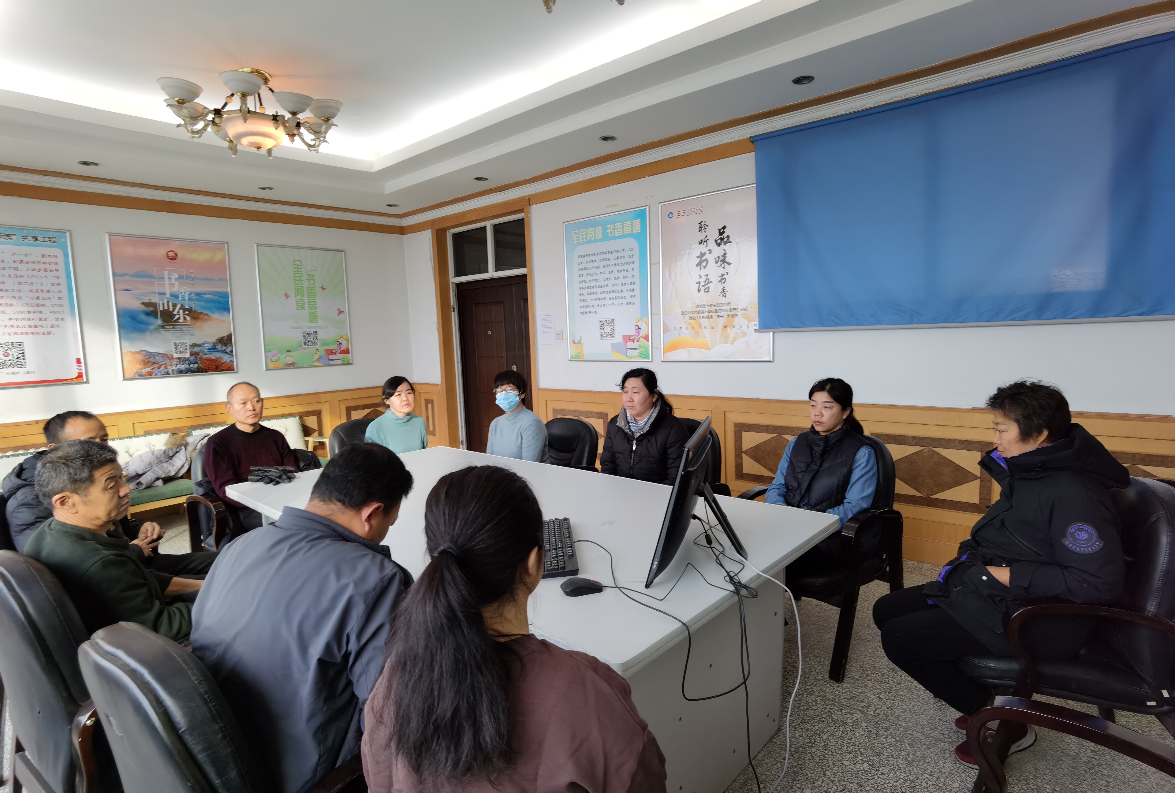 老年听书馆:诚待天下客——延安交际处实录