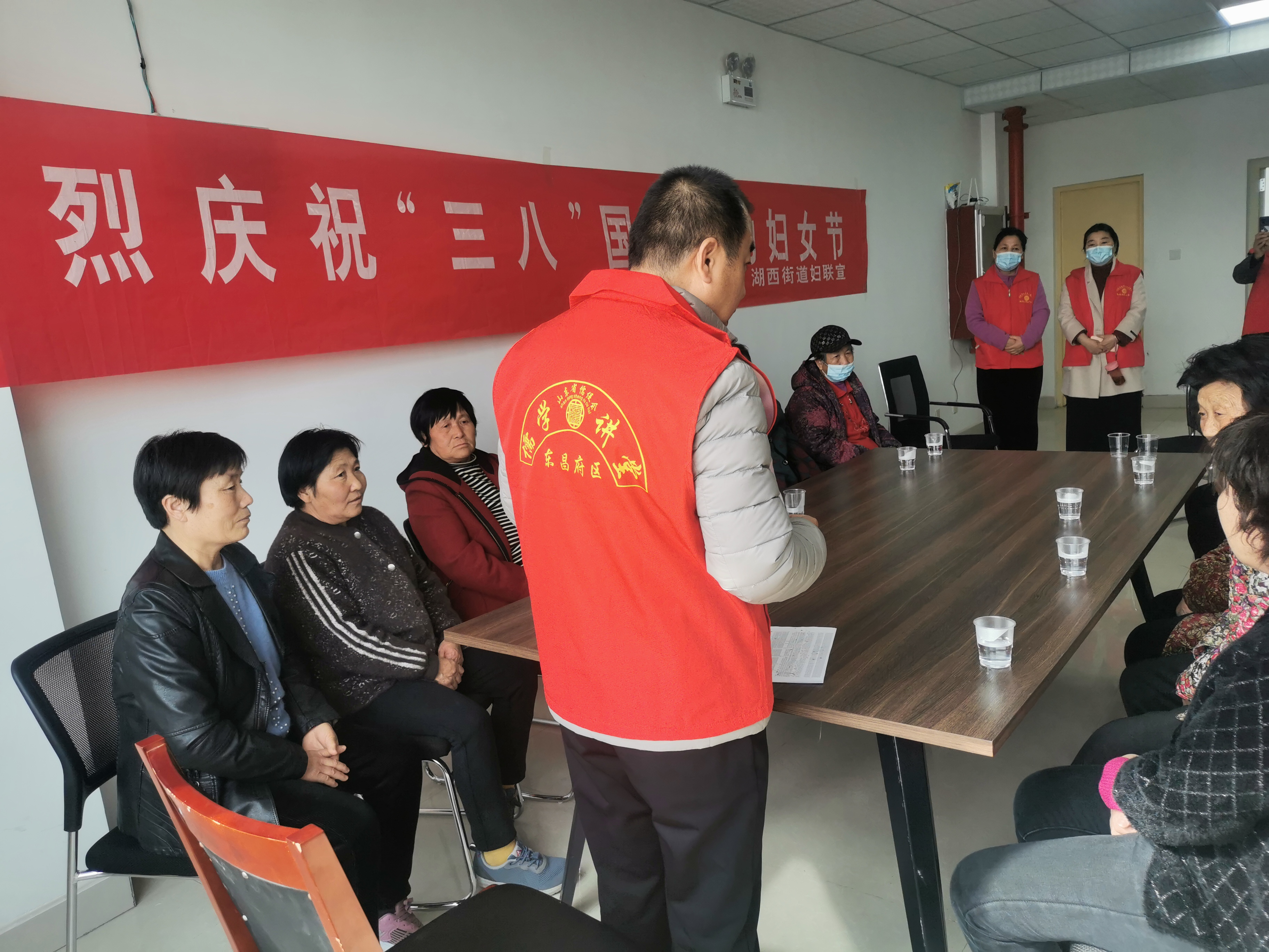 37f764aea42f5c94ac1ea3fd31e5aa5 37f764aea42f5c94ac1ea3fd31e5aa5.jpg