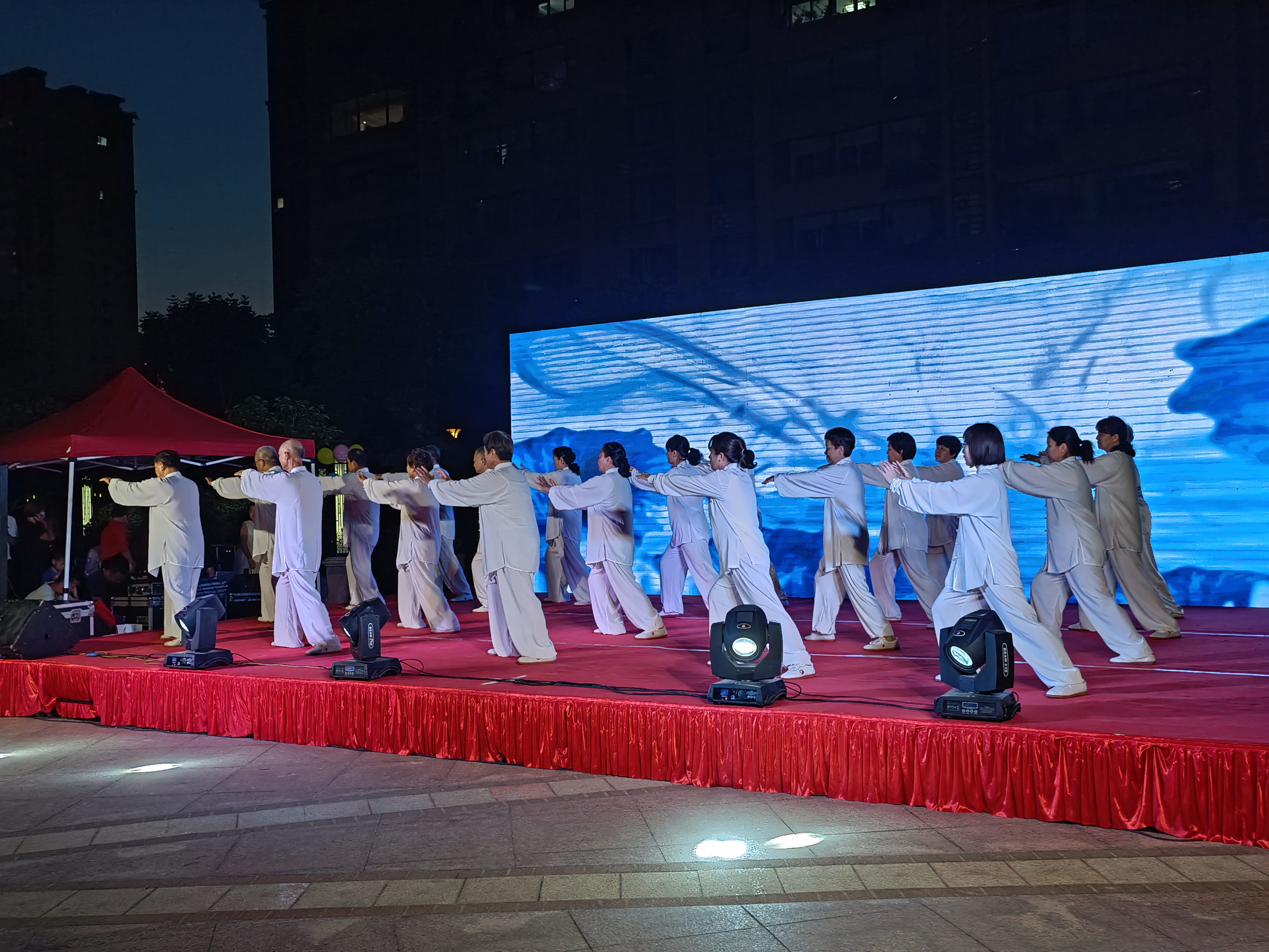 1c46eb700b46e57332341ac17b4bf18 1c46eb700b46e57332341ac17b4bf18.jpg