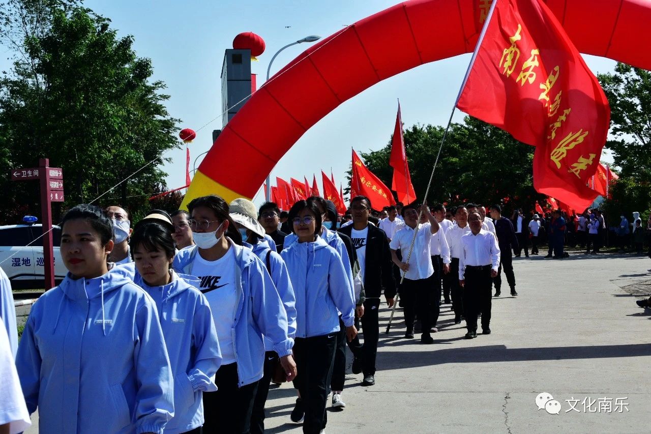 ae0ed35e3d245402a08d115f42de2541 ae0ed35e3d245402a08d115f42de2541.jpg