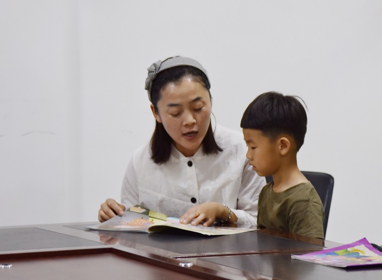 安图县图书馆亲子阅读活动-03.jpg?v=1781932667625