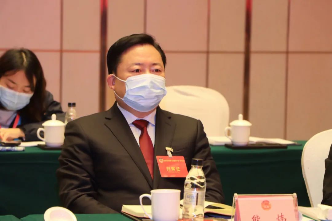 4 4.jpg?v=1765870003879