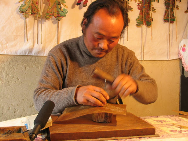 湟中-张永全-河湟皮影制作技艺-省级代表性传承人3