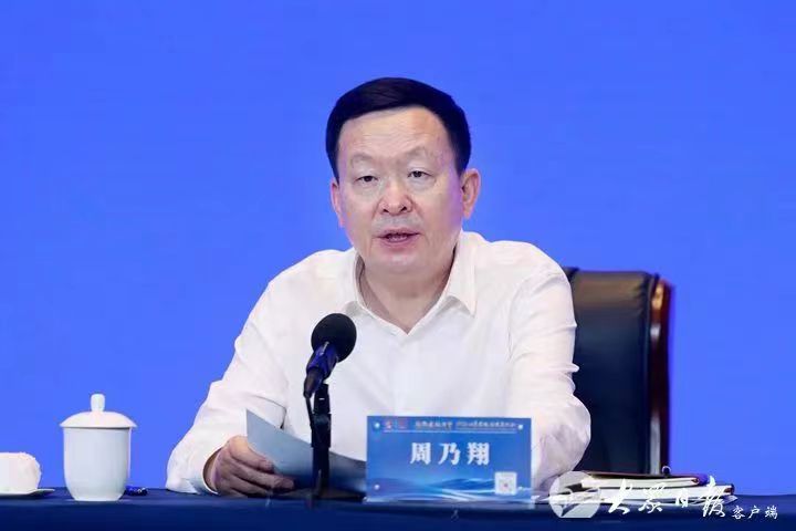 1943441882 1943441882.jpg