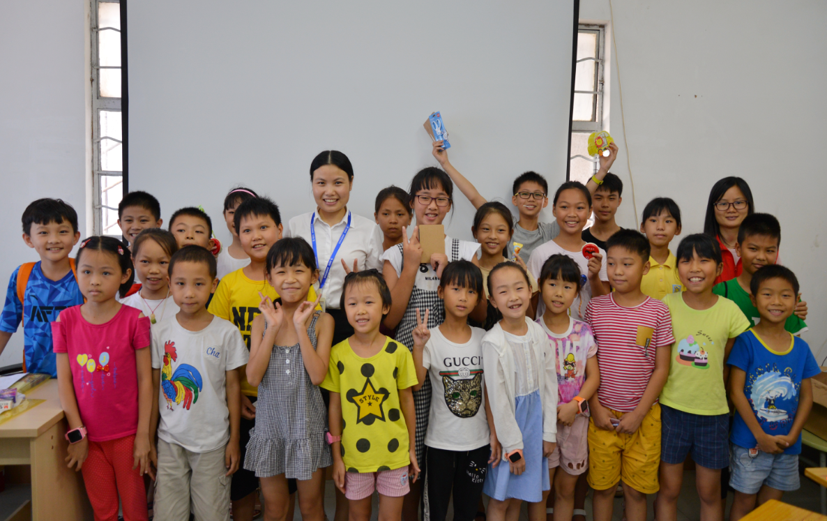 1563415514(1) 1563415514(1)