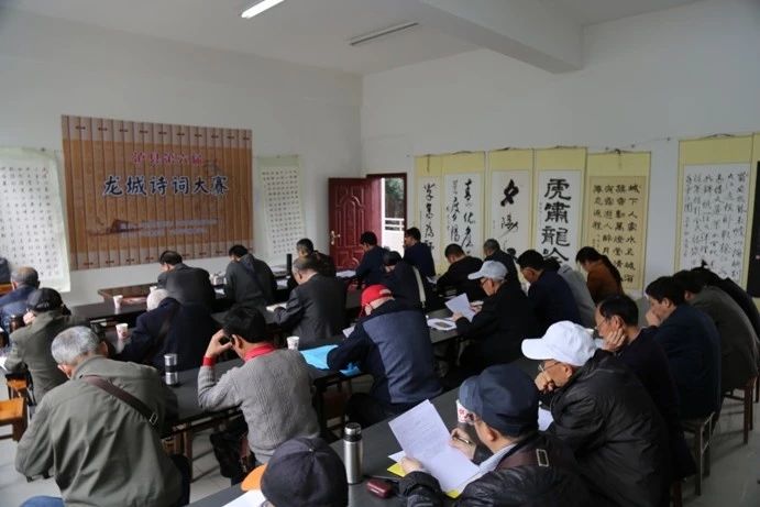 e8f6bf2eef16f877bfa025adb0f34a8d e8f6bf2eef16f877bfa025adb0f34a8d.jpg