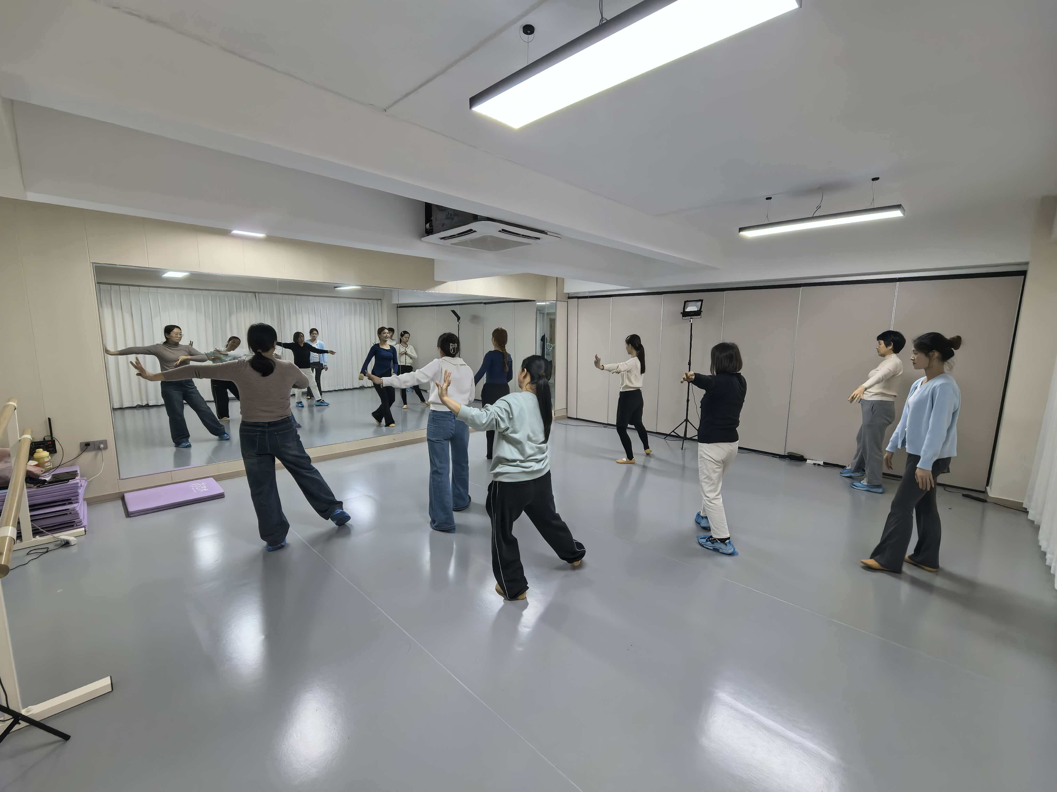 【莘县】舞动青春绽放精彩——探班燕塔夜校舞蹈试听课